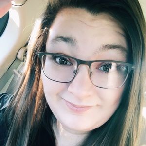 Meet your Posher, Michaela